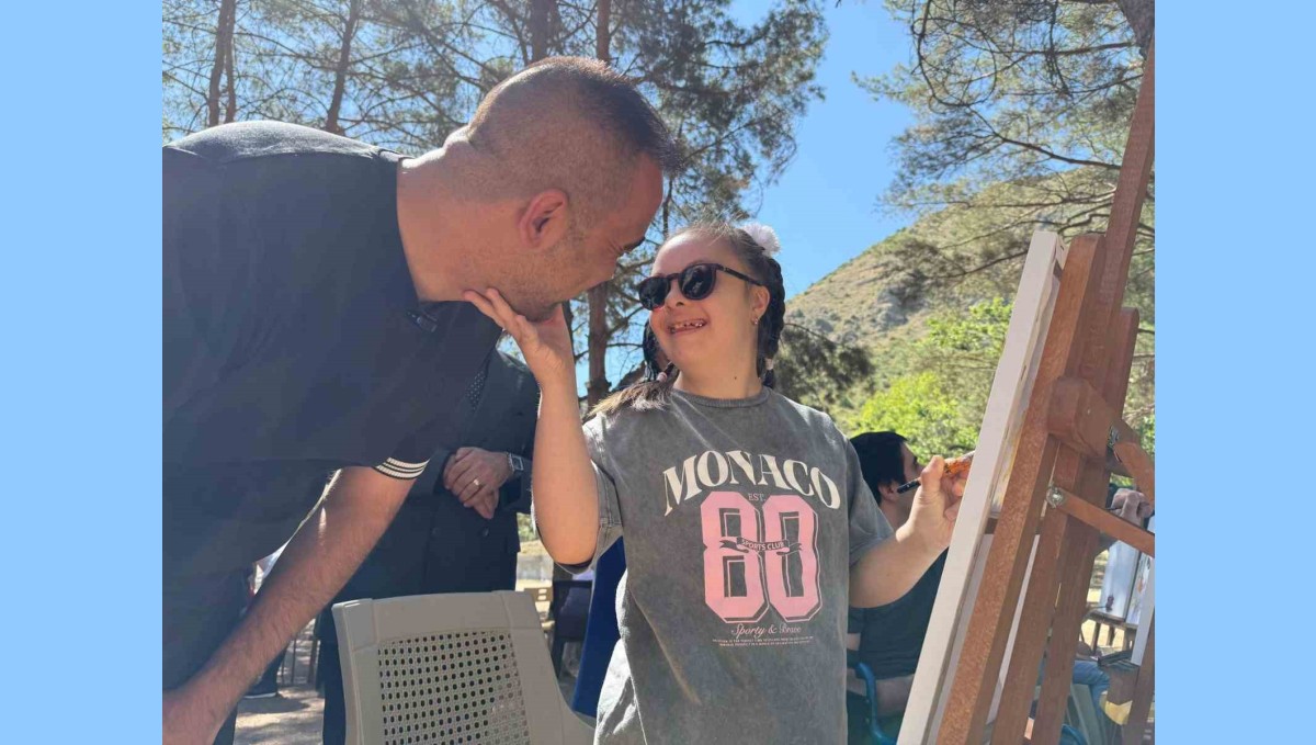 MHP Erzurum il başkanlığından anlamlı etkinlik