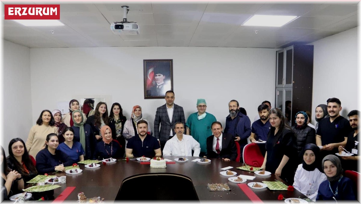 MHP Erzurum Milletvekili Adayı M. Hanifi Macit, Araştırma Hastanesi'ndeydi