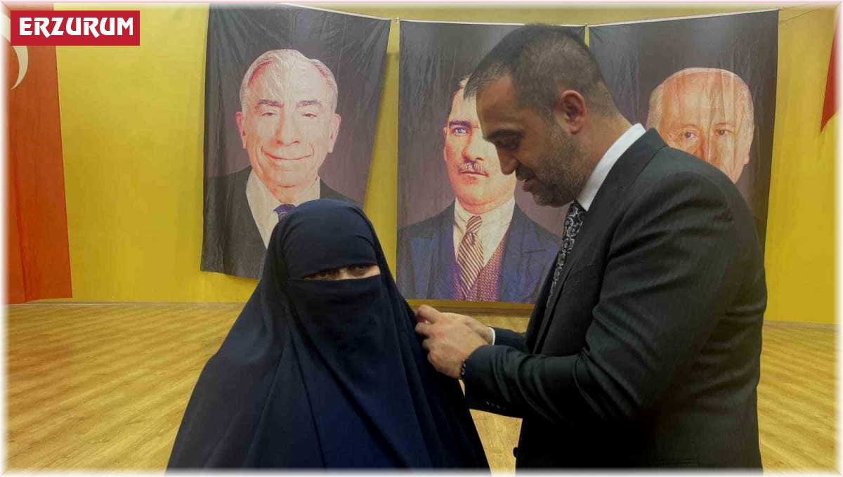 MHP'ye Erzurum'daki katılımlar sürüyor