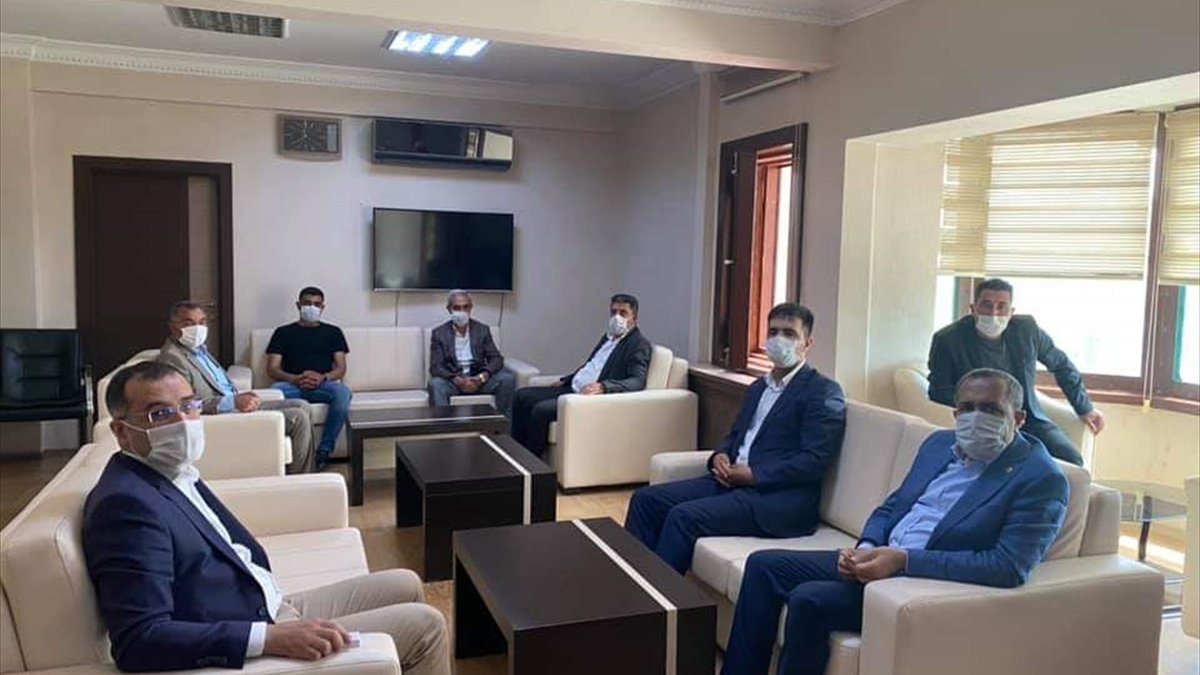 Milletvekili Arvas Özalp Kaymakamı Çelik'i ziyaret etti