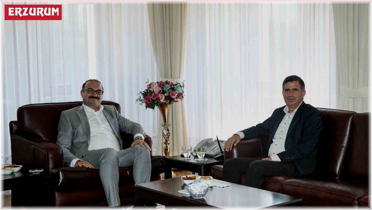 Milletvekili Ateş'ten Rektör Hacımüftüoğlu'na hayırlı olsun ziyareti