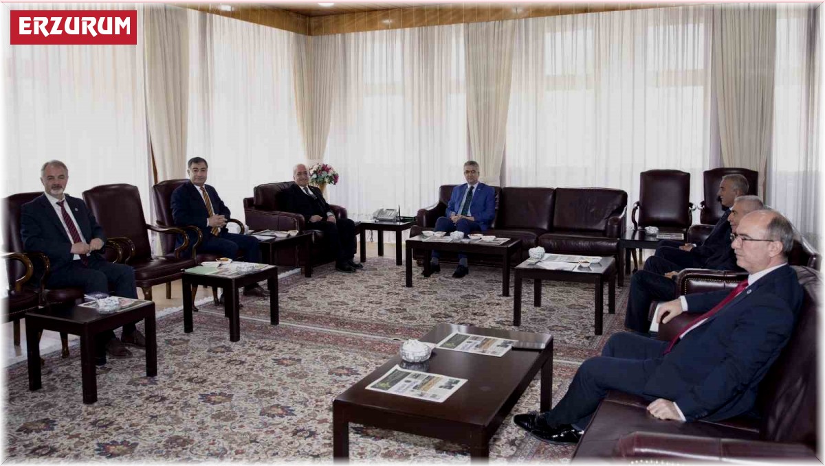 Milletvekili Aydın, Rektör Çomaklı'nın konuğu oldu