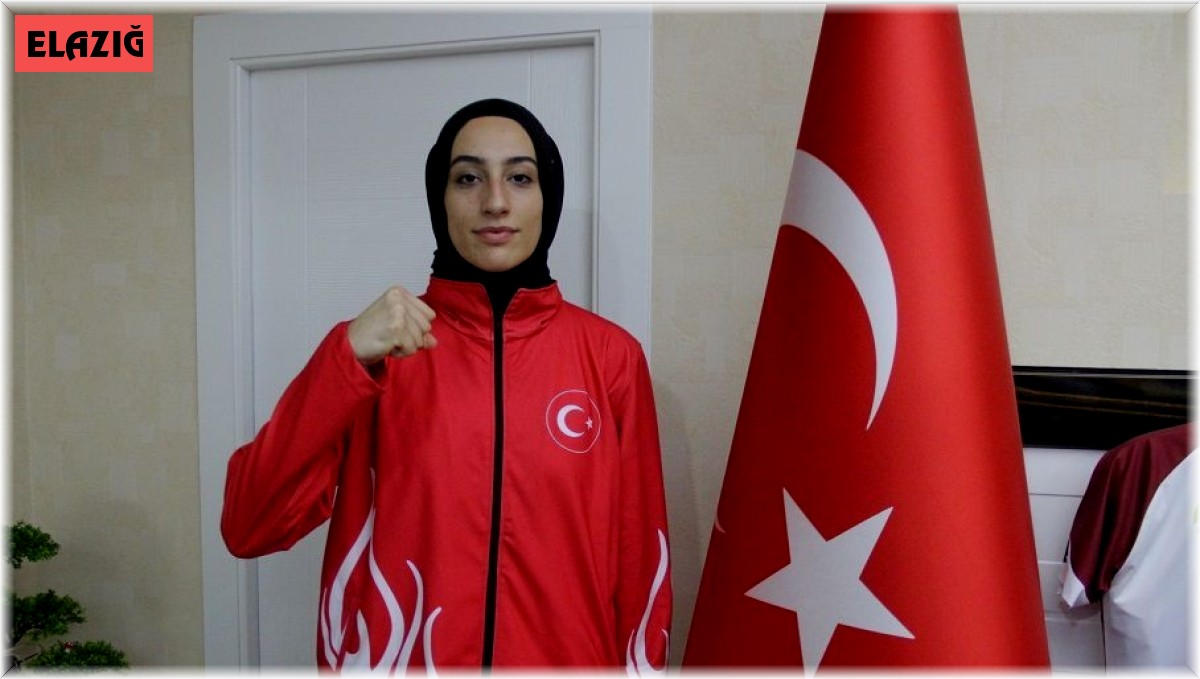 Milletvekili Erol'dan, Elazığ'ın gururu Ahsen'e tebrik telefonu