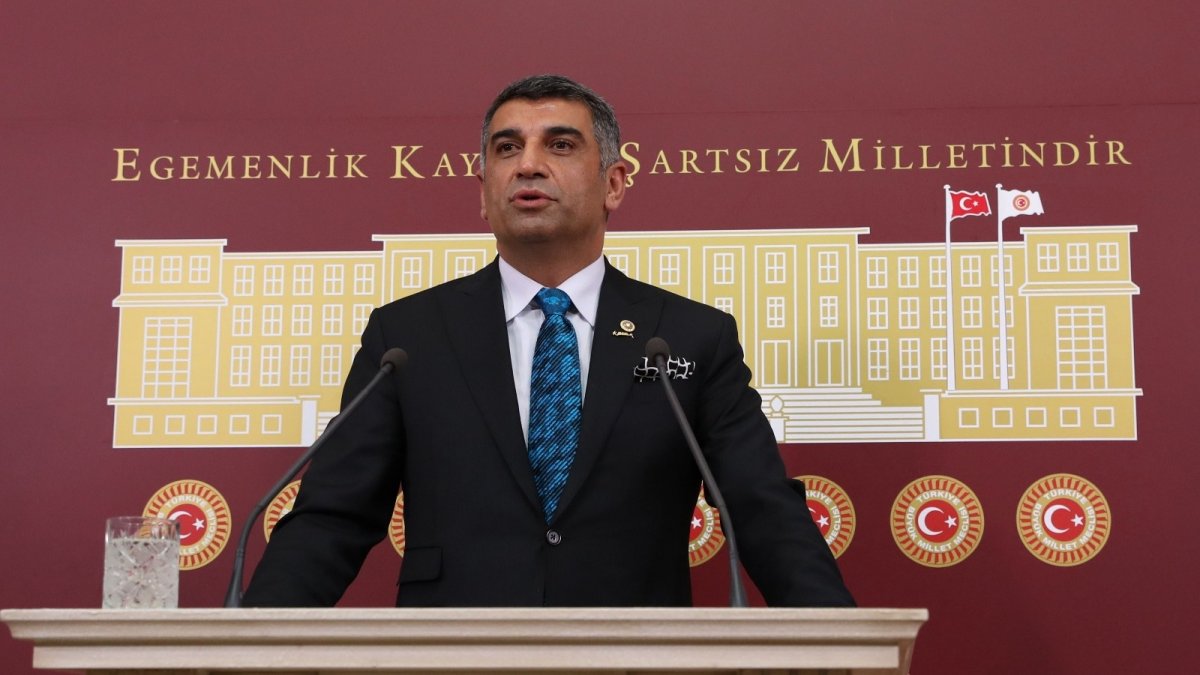 Milletvekili Erol, önerisini yeniledi:"Şehit Osman paşamızın adı Elazığ Havalimanına verilsin"