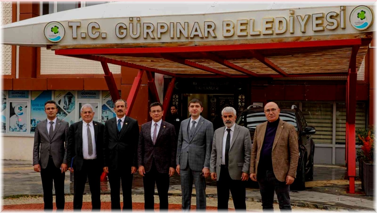 Milletvekillerinden Gürpınar Belediyesine ziyaret