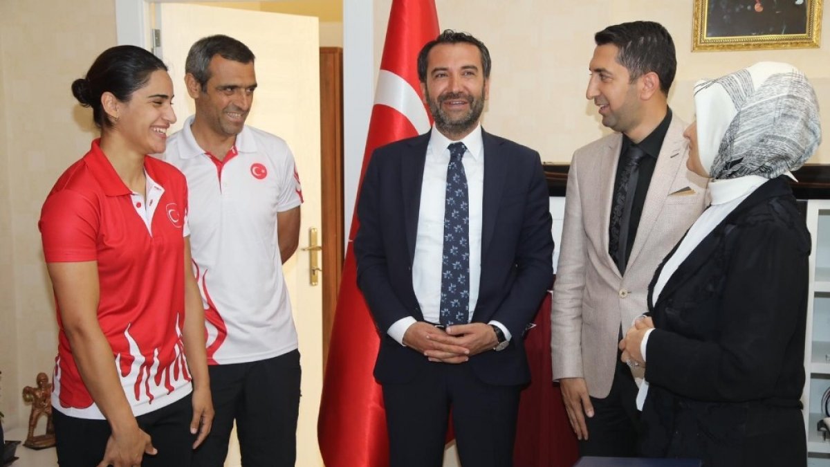 Milli badmintoncu Aliye, Elazığ Belediyespor'da