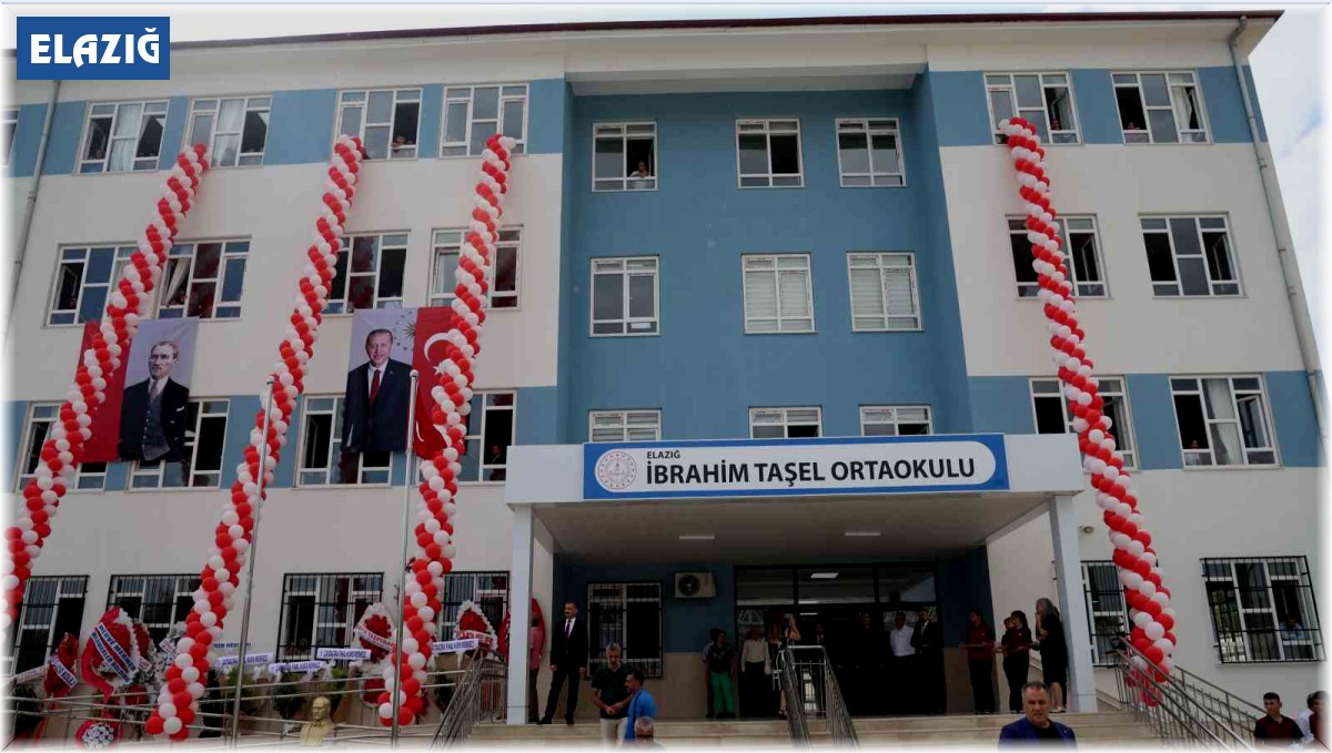 Milli Eğitim Bakanı Tekin: "5 yıldızlı otellerle yarışabilecek okullarımız var"