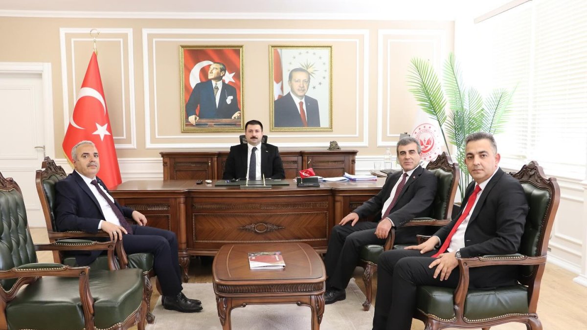 Milli Eğitim Bakanlığı müfettişlerinden Diyadin Kaymakamı Karali’ye ziyaret