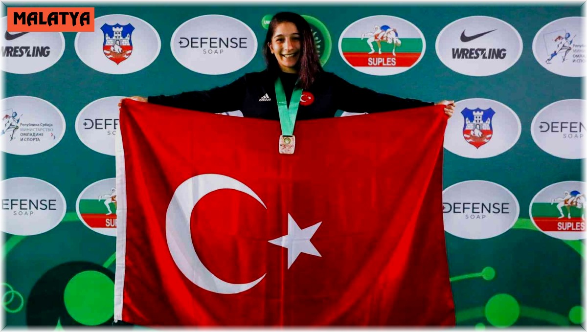 Milli Güreşçi Mehlika Öztürk, Malatya İdmanyurdu'na transfer oldu