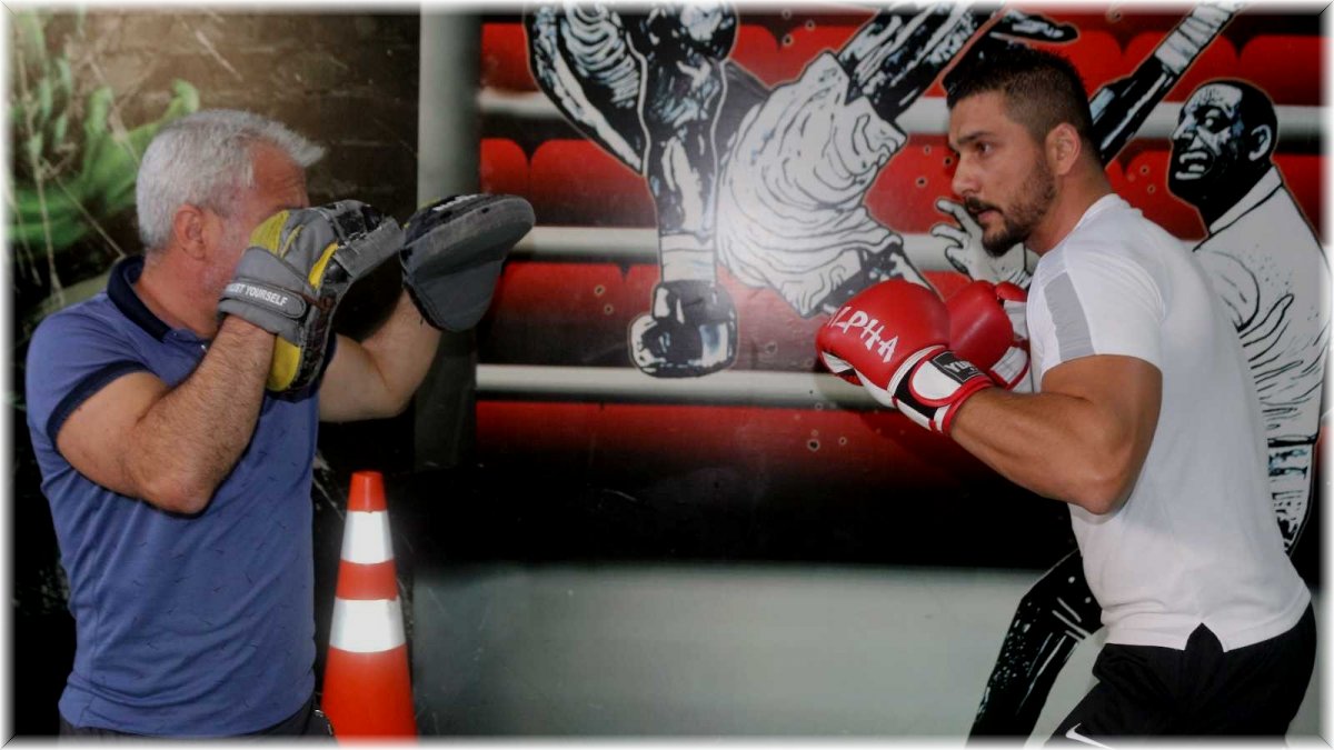 Milli kick boksçu Mesut Saba, Van'ı temsil edecek