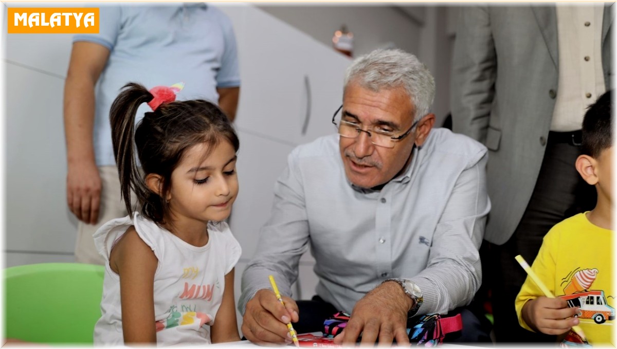 Minik kalplerle buluştu