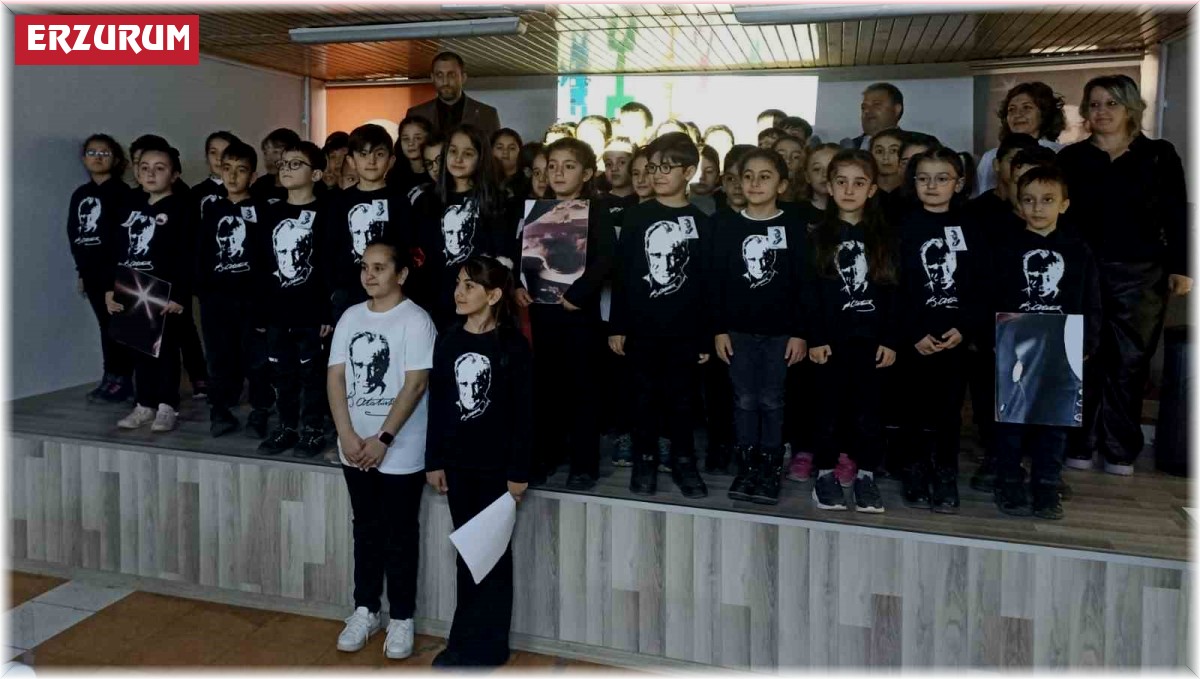 Minik Öğrenciler Atatürk'ü andı