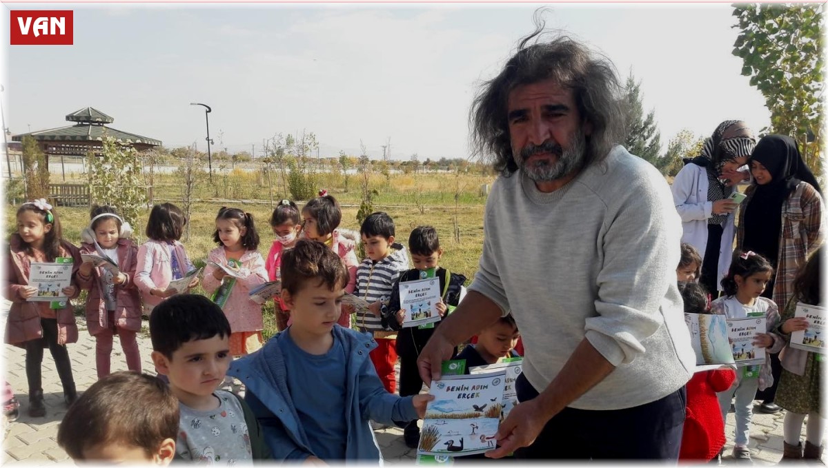 Minik öğrenciler yaban hayvanları rehabilitasyon merkezini ziyaret etti