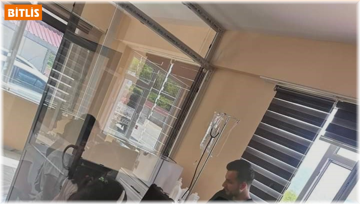 Minik öğrencilerden anlamlı ziyaret