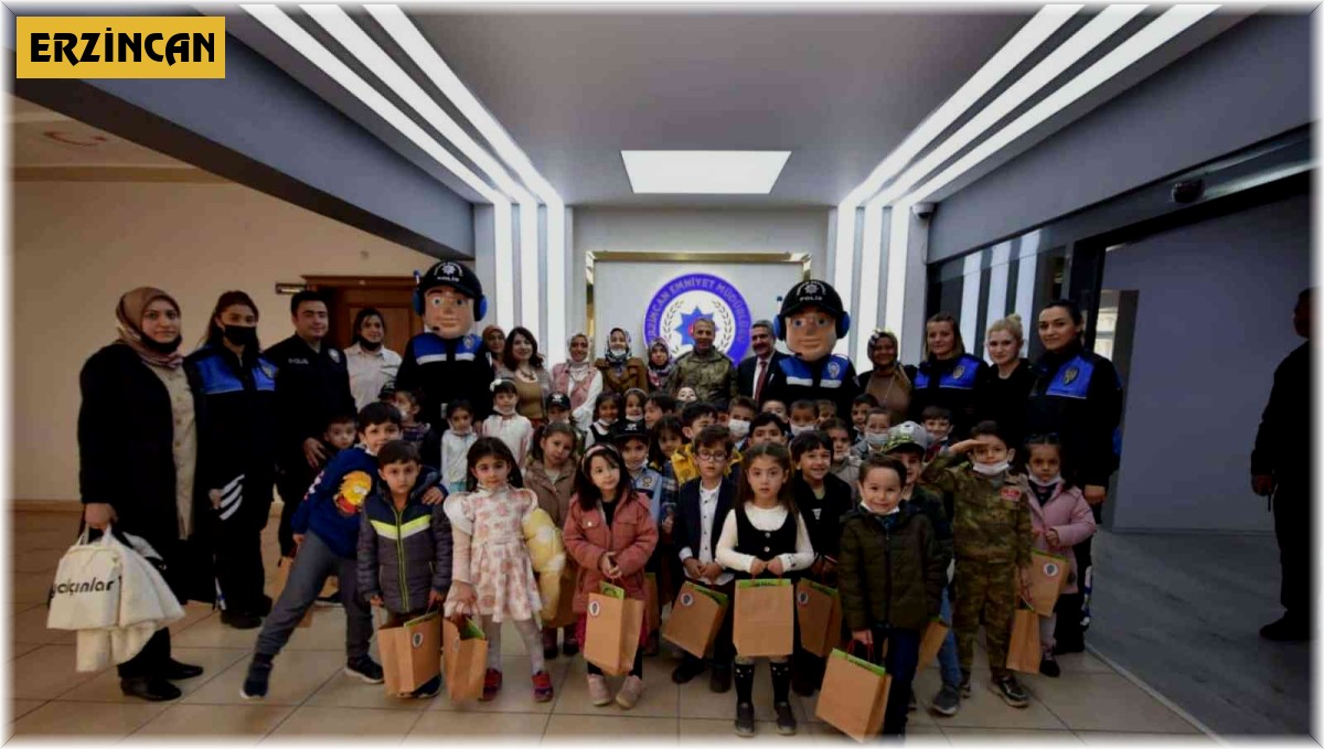 Minik öğrencilerden emniyete ziyaret