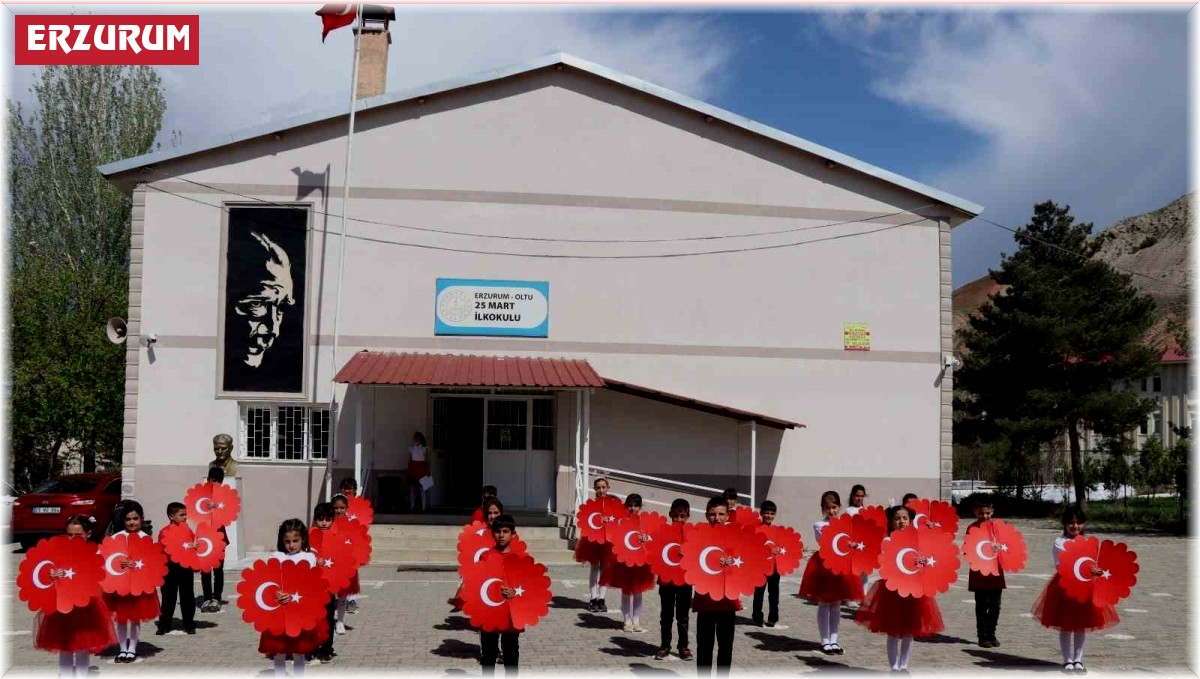 Minik öğrencilerin gösterisi beğeni topladı