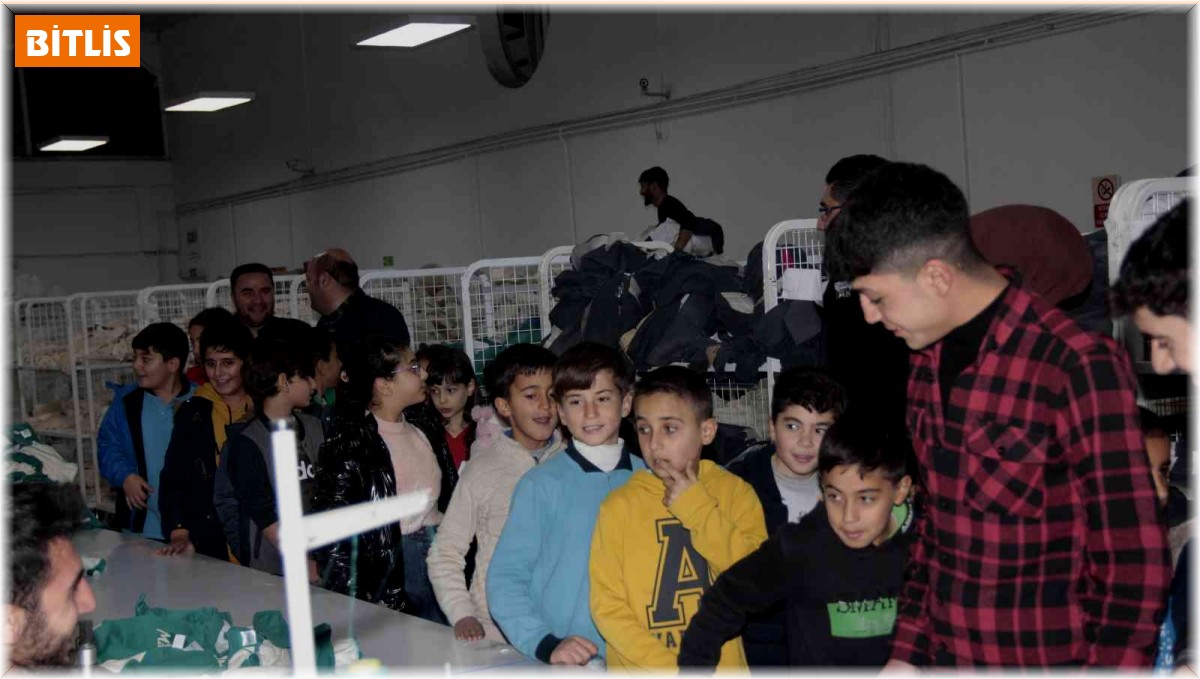 Minikler üretime katılarak unutulmaz gün yaşadı