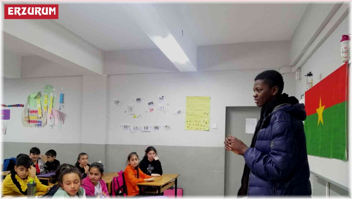 Misafir öğrenciler ülkelerini tanıttı