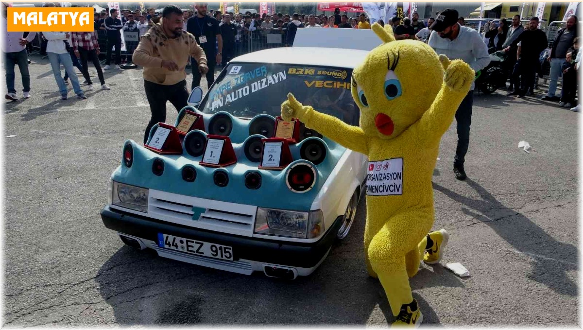 Modifiyeli araç tutkunları Malatya'da bir araya geldi