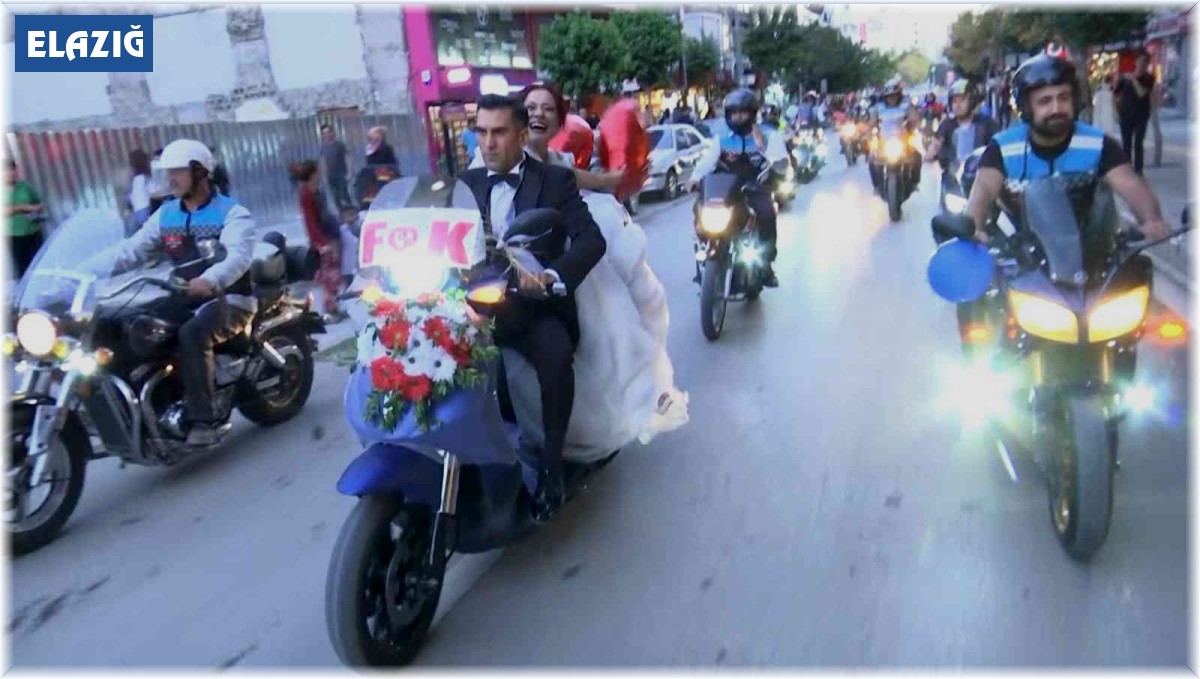 Motor tutkunu damadın gelin arabası da motosiklet oldu, görenler şaşırdı