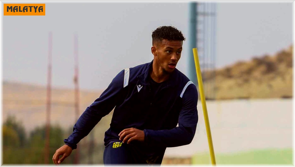 Mounir Chouiar: "Galatasaray maçında yenen taraf olmak istiyoruz"