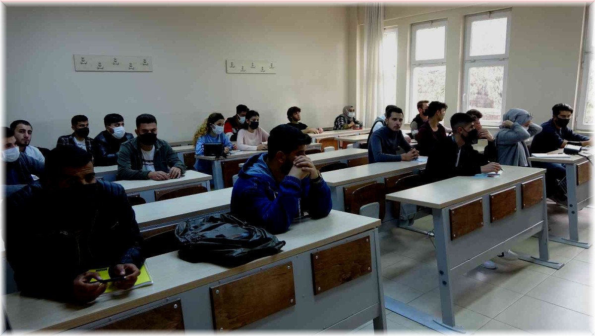 MŞÜ'de yüz yüze eğitim-öğretim başladı