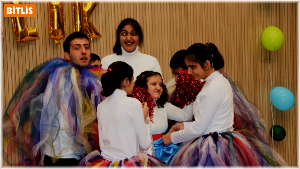 Müdür Korkmaz: "En büyük engel sevgisizliktir"