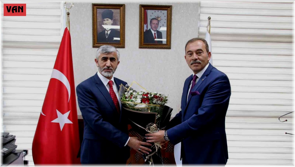 Müdür Özsoy göreve başladı