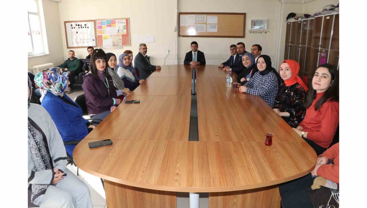 Müdür Yılmaz, Türkiye Yüzyılı Maarif Modelini anlattı