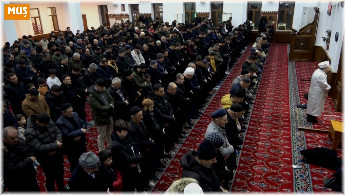 Müftü Demir: "Kur'an-ı Kerim'i yakmakla Müslümanlar yok olmaz"