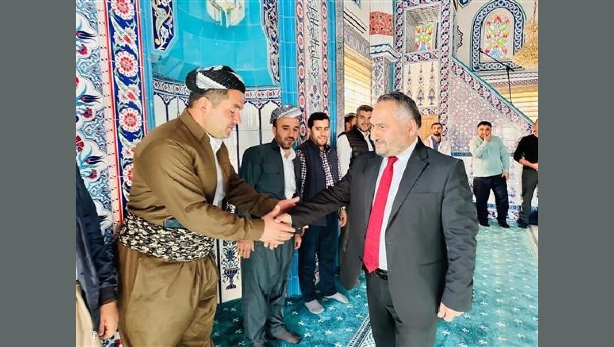 Müftü Okuş, Derecik ilçesinde temaslarda bulundu