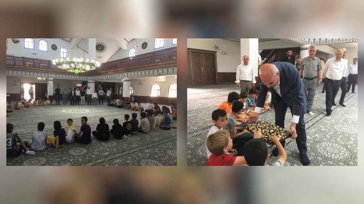 Müftü Topal, Kur'an kursundaki çocuklarla bir araya geldi