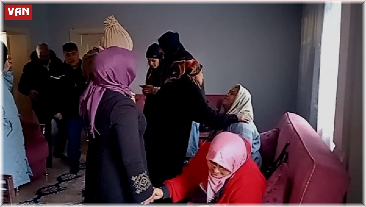 Muhtar Kıyatmaz depremzede aileye yuvasını açtı