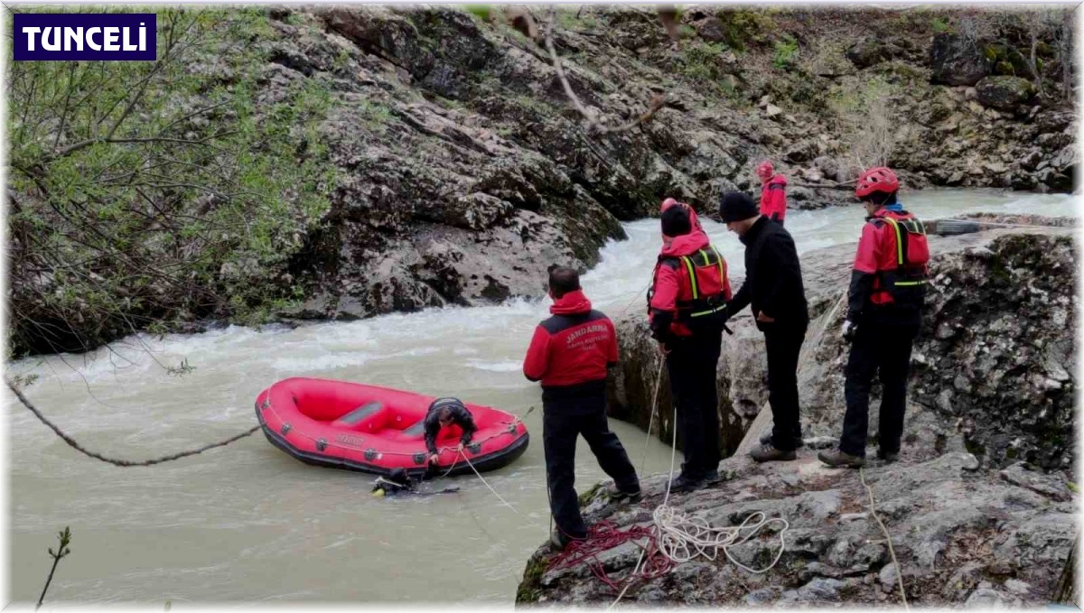 Munzur'da kaybolan 3 genci arama çalışmaları sürüyor
