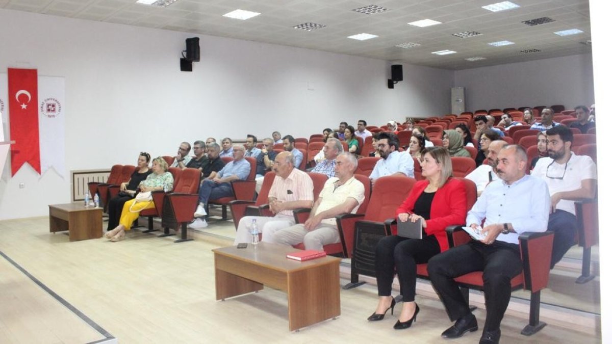 Munzur Üniversitesi ile Fırat Üniversitesi arasında Stratejik Hammaddeler ve İleri Teknoloji Uygulamaları toplantısı