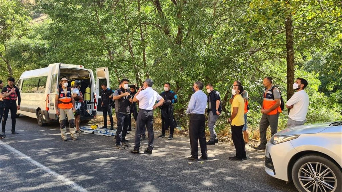 Munzur Vadisi'nde kaybolan iki kardeşi arama çalışmaları sürüyor