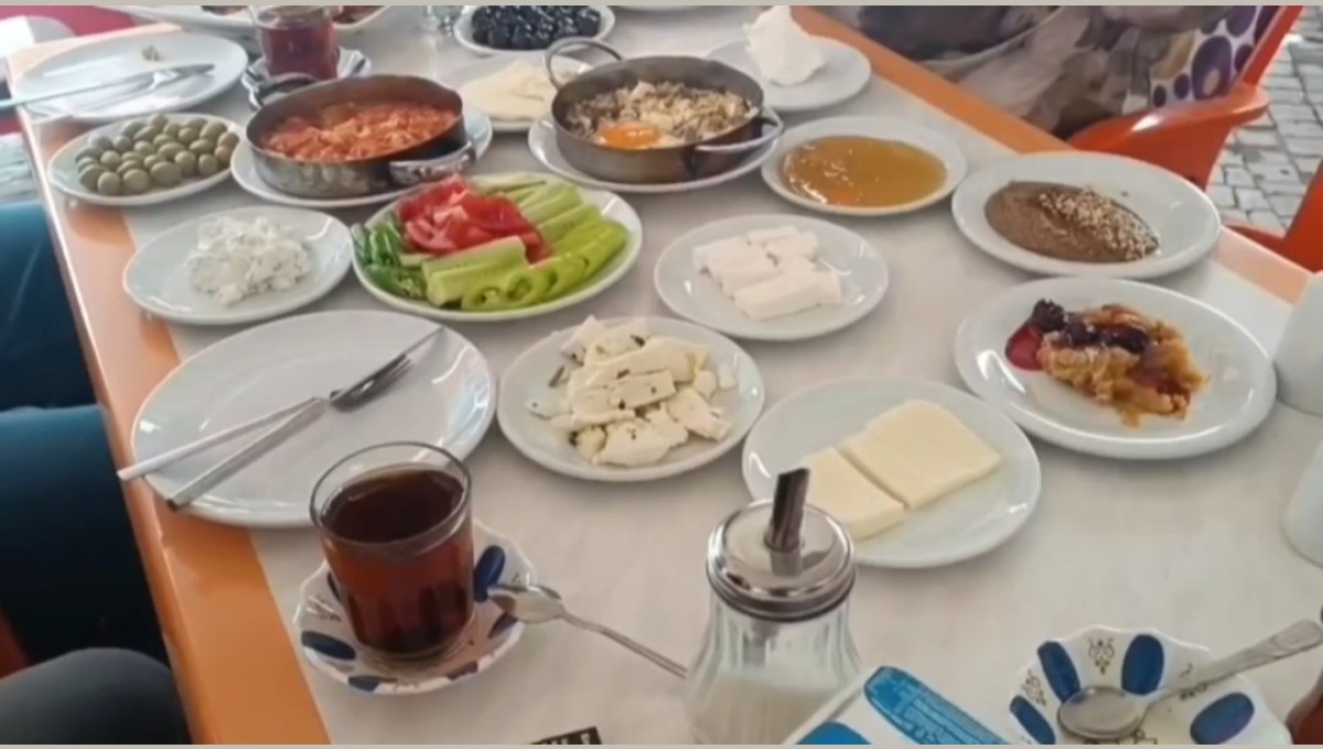 Muradiye'de Dünya Kahvaltı Günü heyecanı