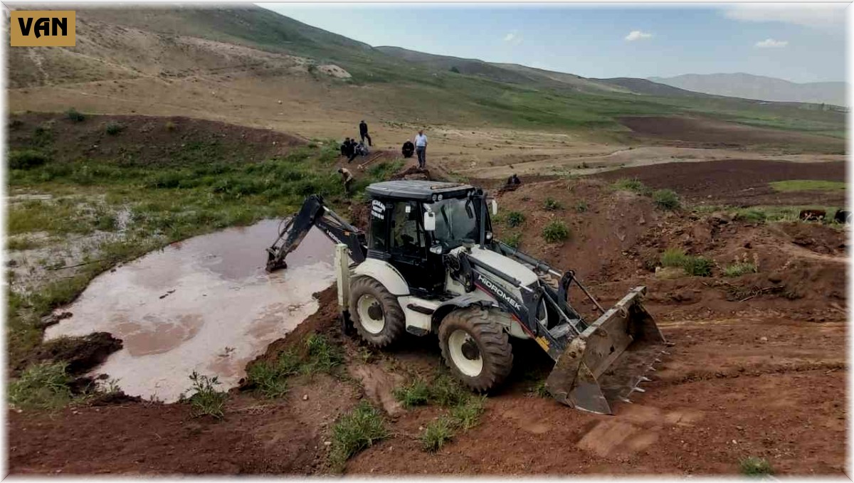 Muradiye'de tarımsal hizmet çalışmaları
