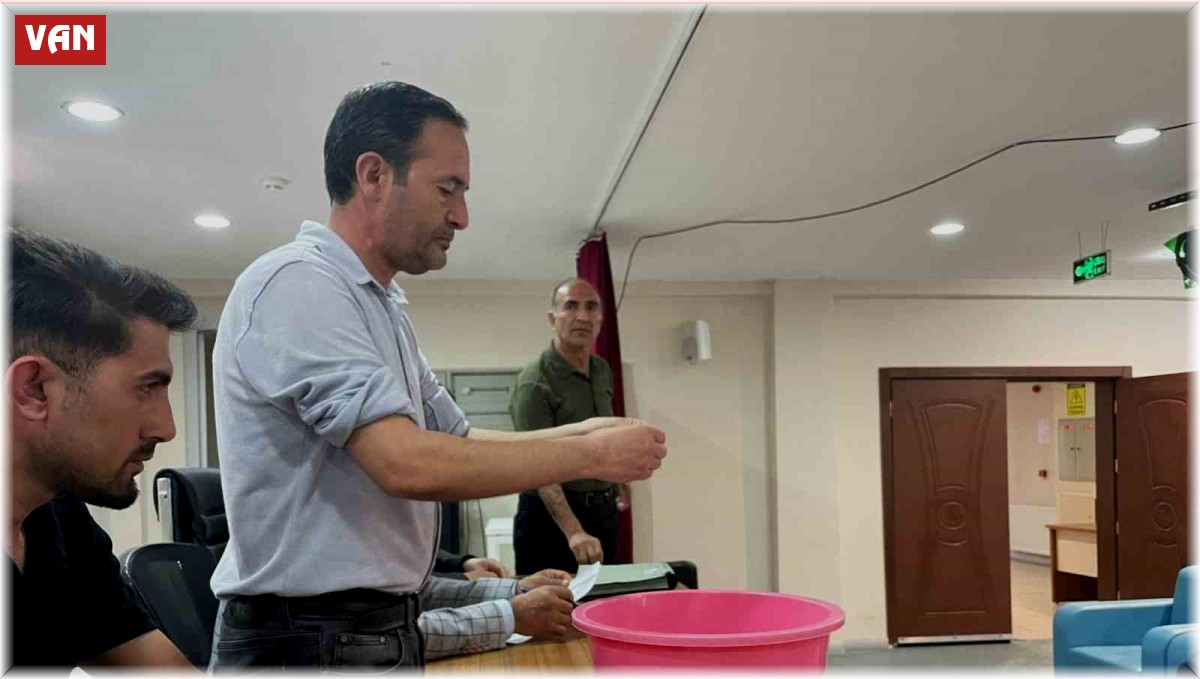 Muradiye'de TYP kuraları çekildi