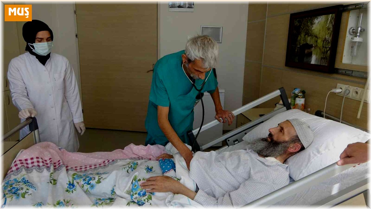 Muş Devlet Hastanesinde ilk kez mide kanseri ameliyatı yapıldı