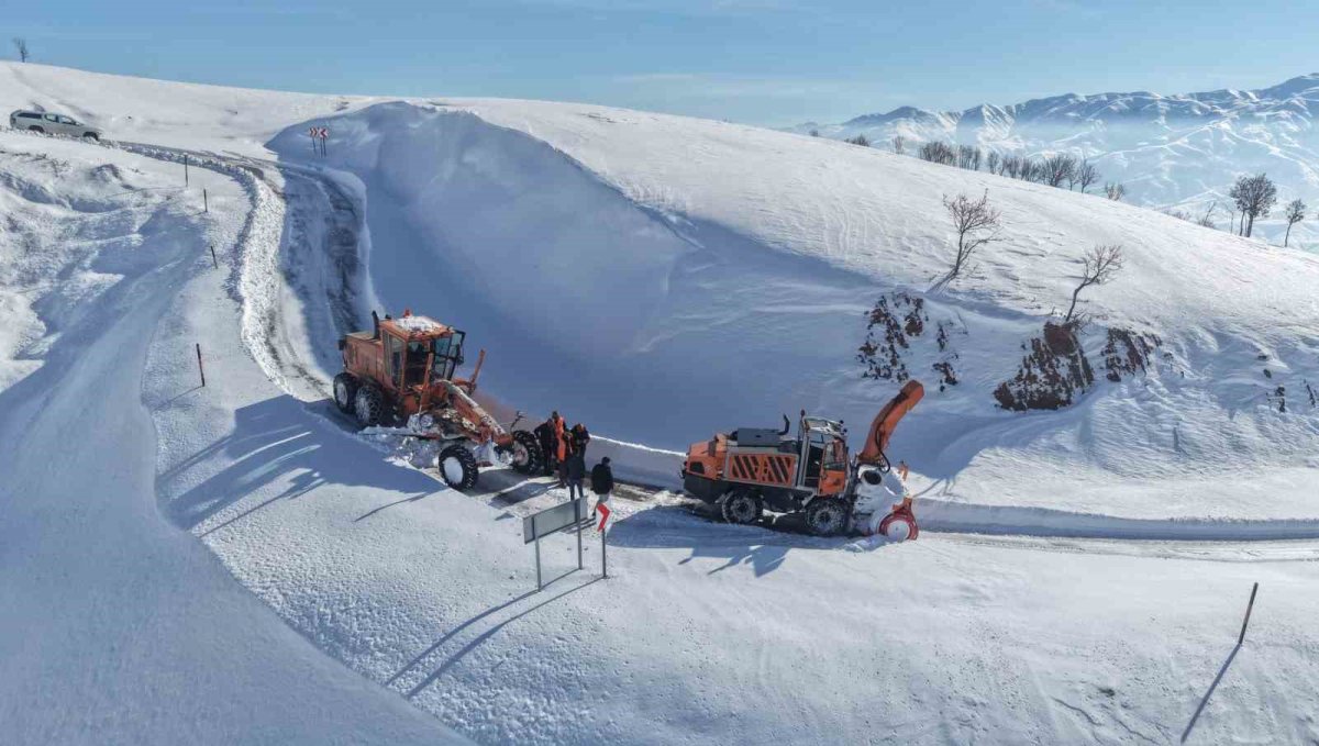 Muş-Kulp karayolu yeniden ulaşıma açıldı