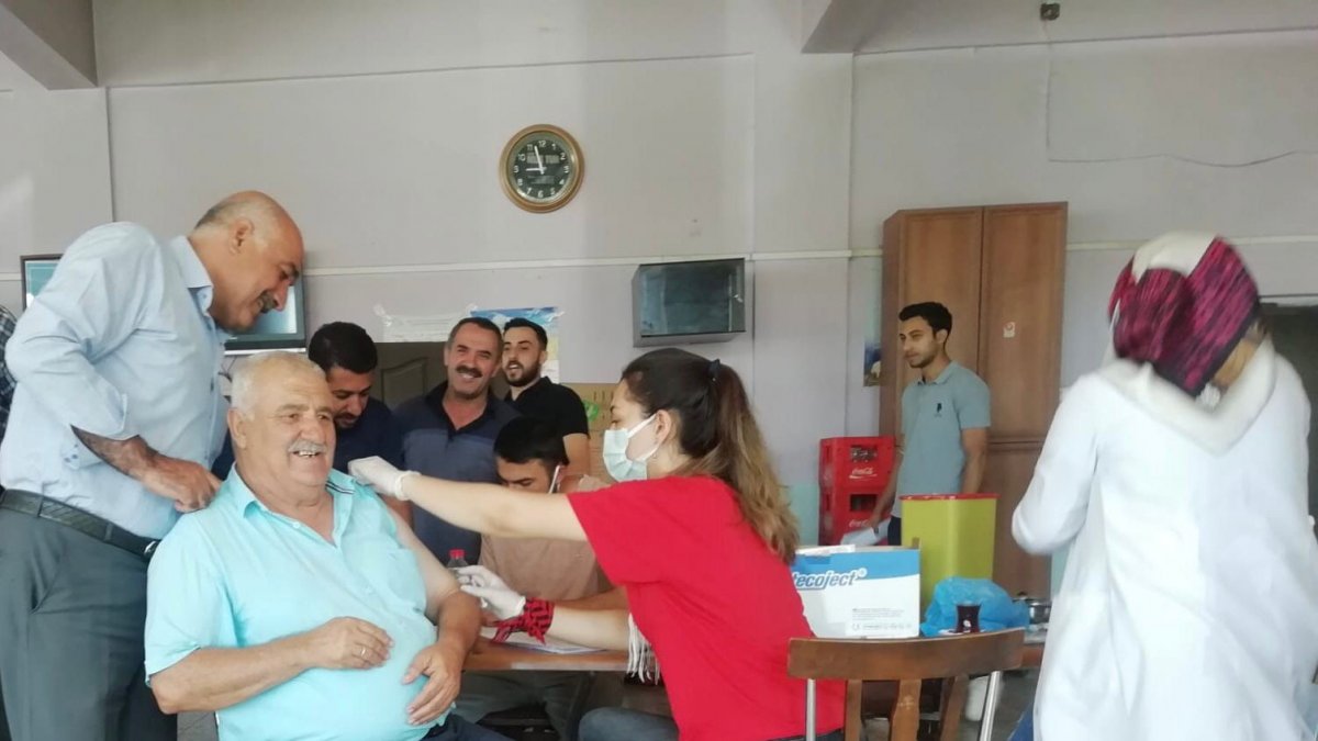 Muş Özel İdare personeli aşılandı