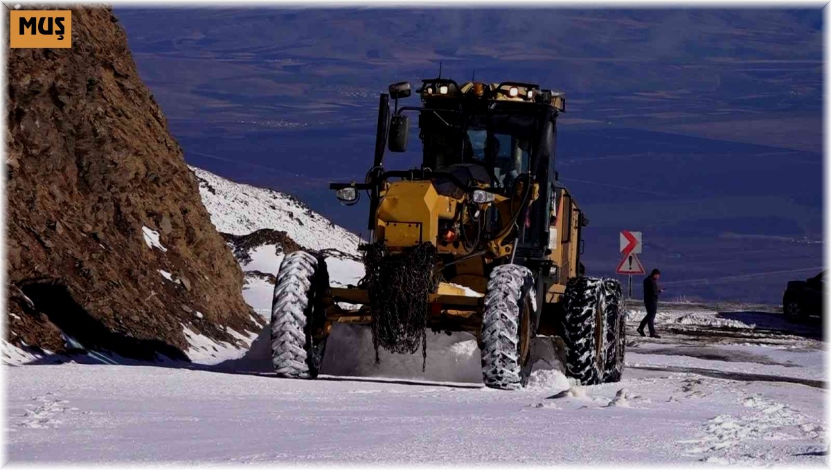 Muş'ta 10 köy ve 21 mezra yolu ulaşıma açıldı