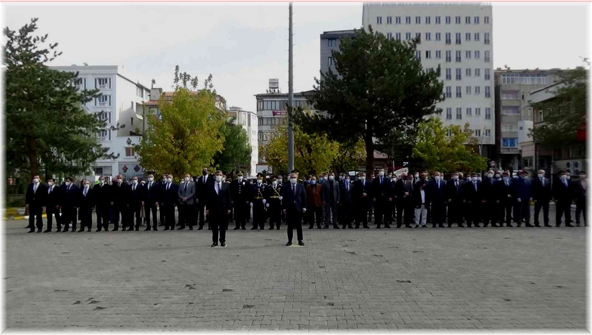 Muş'ta 29 Ekim Cumhuriyet Bayramı kutlamaları
