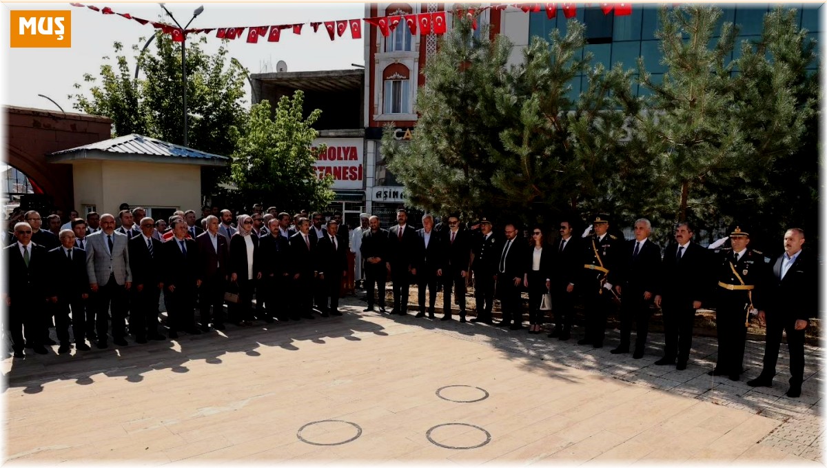 Muş'ta 30 Ağustos Zafer Bayramı törenle kutlandı