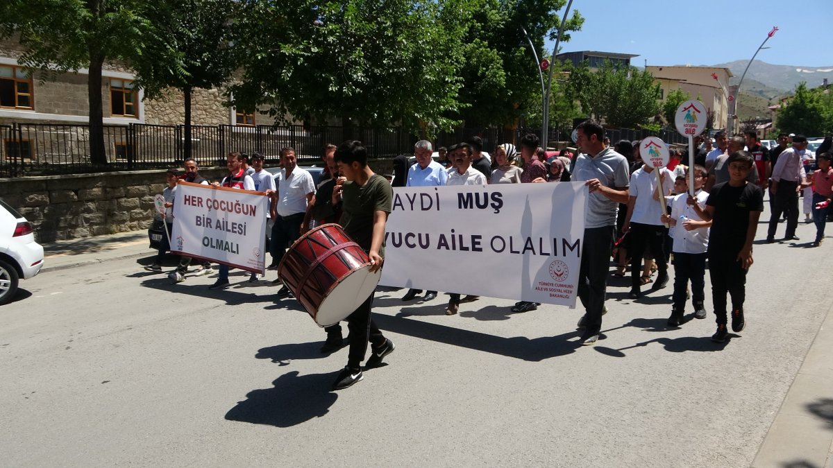 Muş'ta 30 Haziran Koruyucu Aile Günü kutlandı