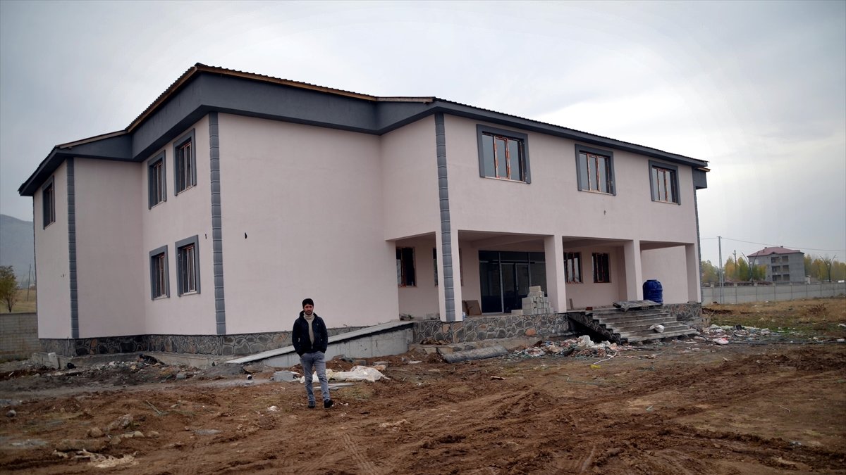 Muş'ta 4 mahallede gençlik ve kültür merkezleri yapıldı