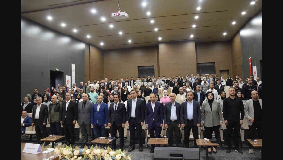 Muş'ta aile bağlarını güçlendiren değerler anlatıldı