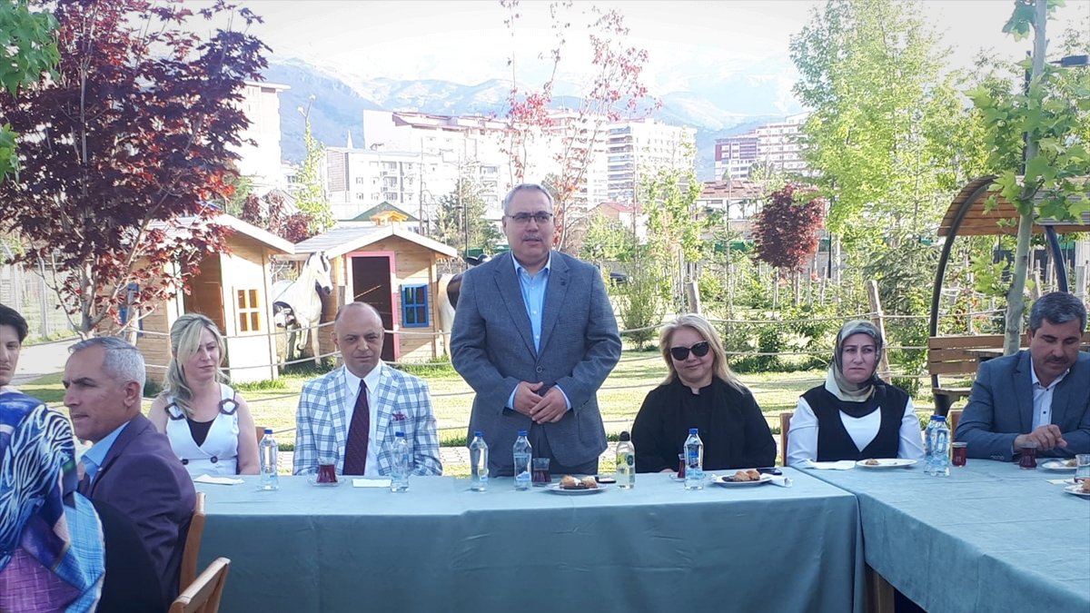 Muş'ta bayramlaşma programı düzenlendi