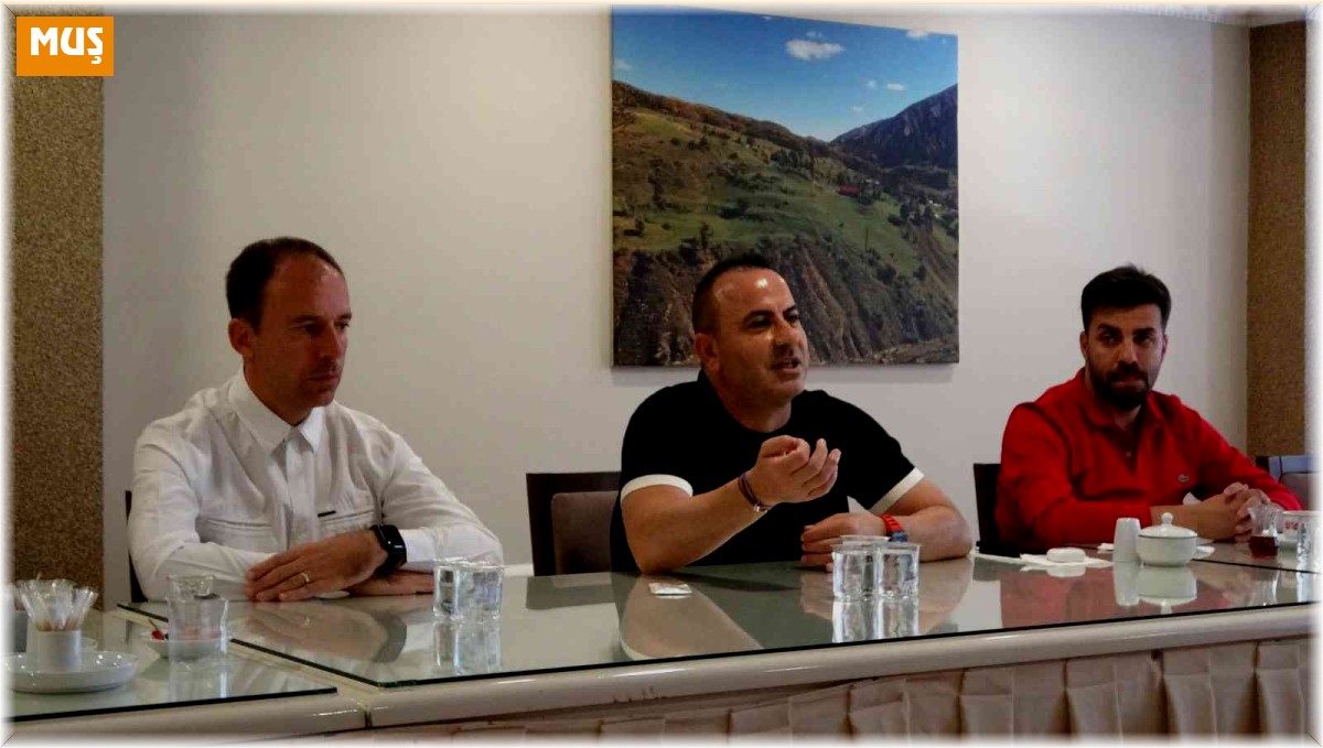 Muş'ta çocuklar 'Muş Spor Futbol Akademisi'yle spora kazandırılacak